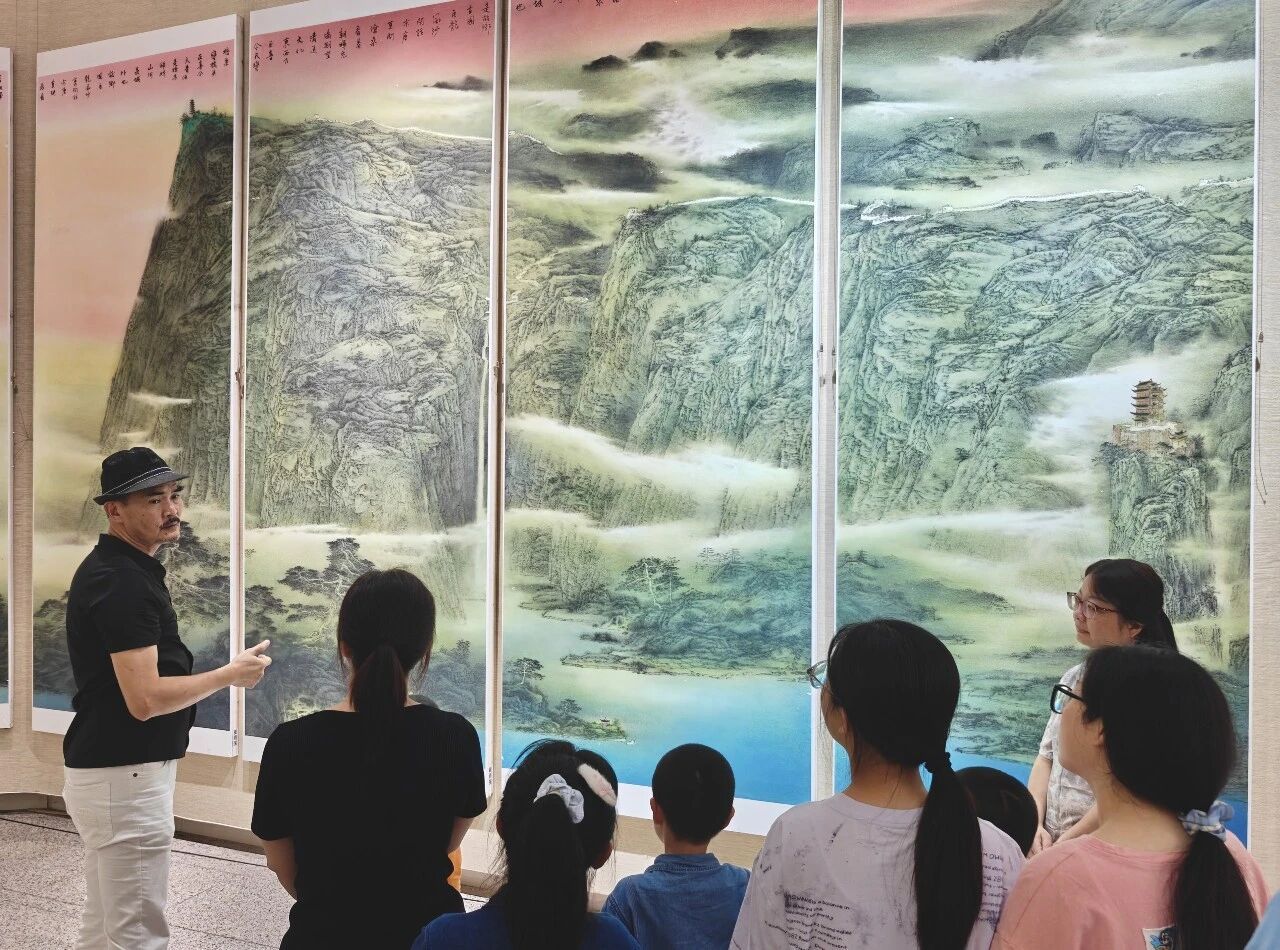 肇庆市中国画学会会长莫肇生